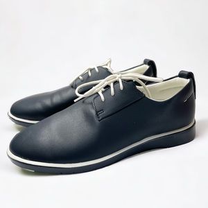 Ponto Pacific Oxford Sneaker in Lagoon Dark Blue/White, Size 9 Women